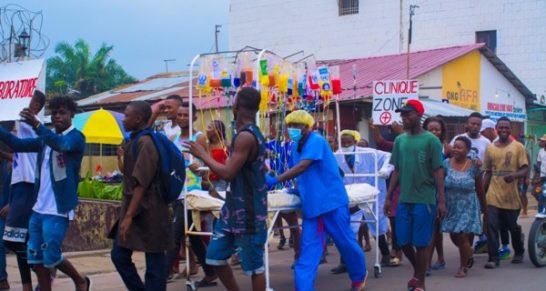 Performance de Luvie Luyeye : "Aide venimeuse"